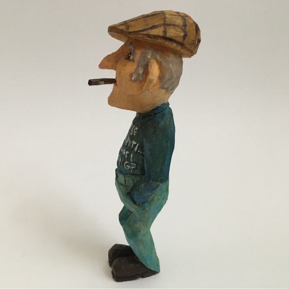Small Old Man Caricature Carving - Picture 4 of 4